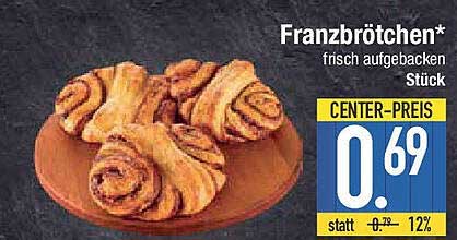 Franzbrötchen frisch aufgebacken Stück