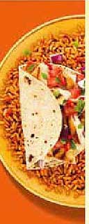 Leckere Tortillas mit einer aromatischen Beilage