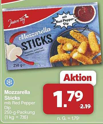 Mozzarella Sticks mit Red Pepper Dip