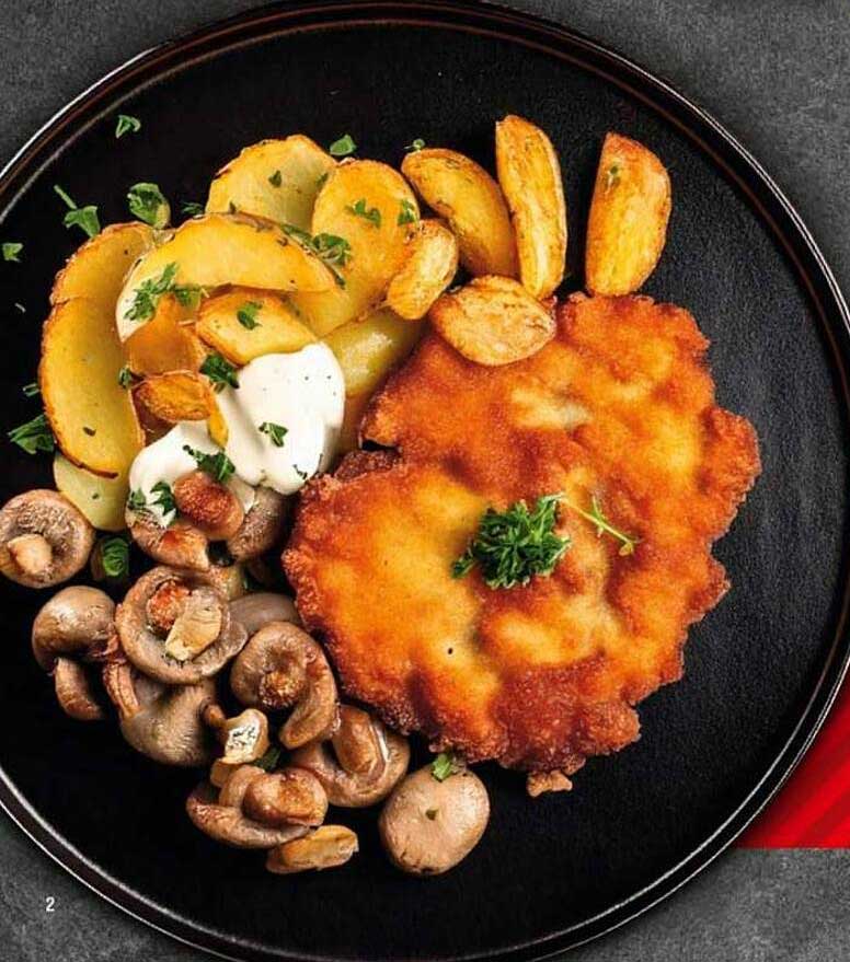 Knuspriges Schnitzel mit Beilagen