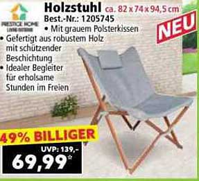Holzstuhl mit grauem Polsterkissen - der ideale Begleiter für entspannte Stunden im Freien