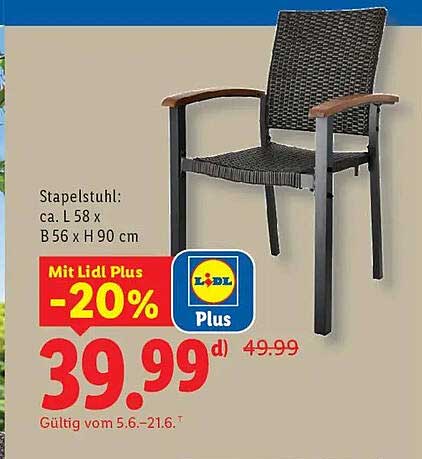 Stapelstuhl: ca. L 58 x B 56 x H 90 cm