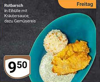 Rotbarsch in Eihülle mit Kräutersauce, dazu Gemüsereis