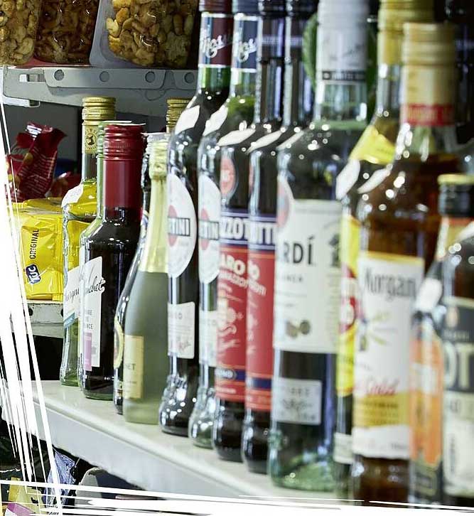 Exquisite Auswahl an Spirituosen – ideal für jede Gelegenheit!