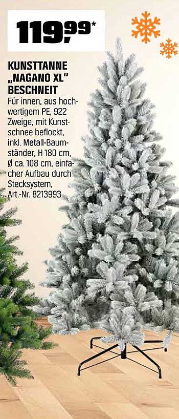 Kunsttanne „Nagano XL“ beschneit