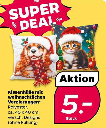 Kissenhüllen mit weihnachtlichen Verzierungen