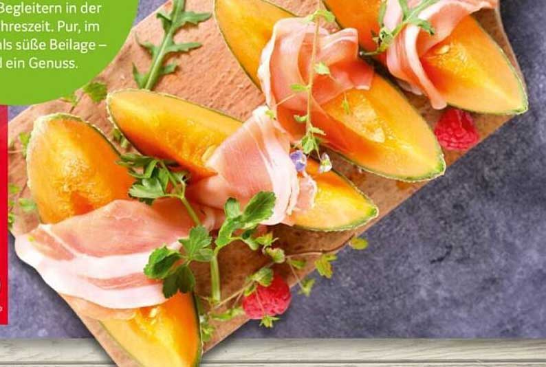 Cantaloupe Melone mit Rohschinken