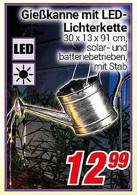 Gießkanne mit LED-Lichterkette