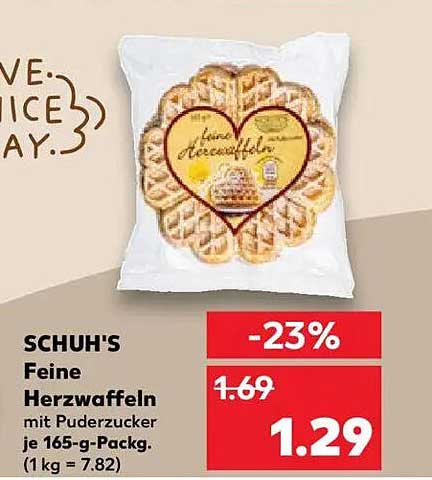 SCHUH'S Feine Herzwaffeln mit Puderzucker je 165-g-Packg.