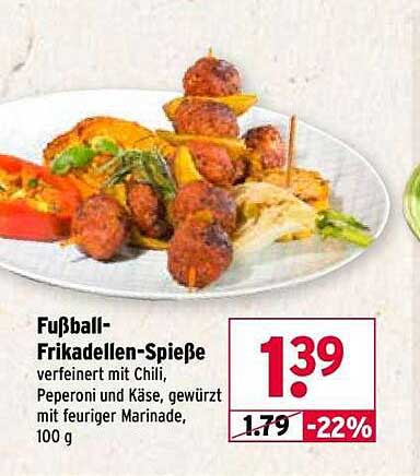 Fußball-Frikadellen-Spieße verfeinert mit Chili, Peperoni und Käse, gewürzt mit feuriger Marinade, 100 g