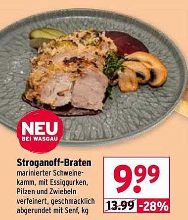Stroganoff-Braten - marinierter Schweinekamm, mit Essiggurken, Pilzen und Zwiebeln verfeinert