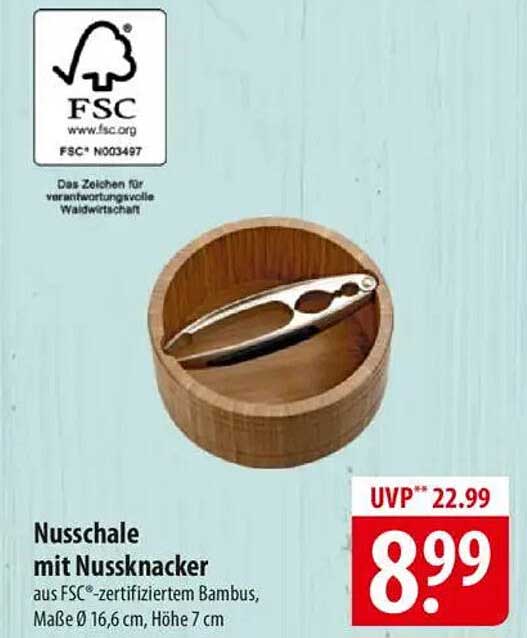 Nusschale mit Nussknacker