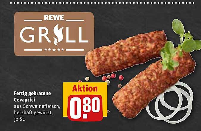Fertig gebratene Cevapcici aus Schweinefleisch, herzhaft gewürzt, je St.