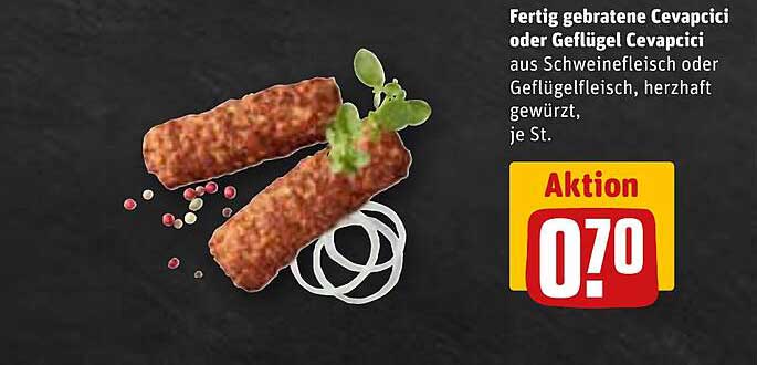 Fertig gebratene Cevapcici oder Geflügel Cevapcici aus Schweinefleisch oder Geflügel, herzhaft gewürzt, je St.