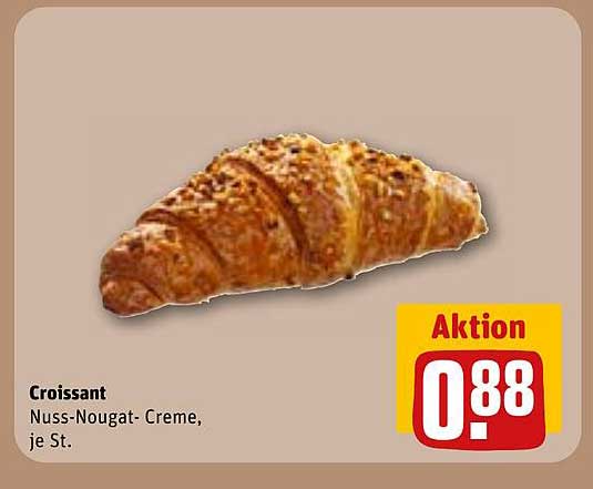 Croissant mit Nuss-Nougat-Creme, je St.