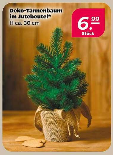Deko-Tannenbaum im Jute Beutel