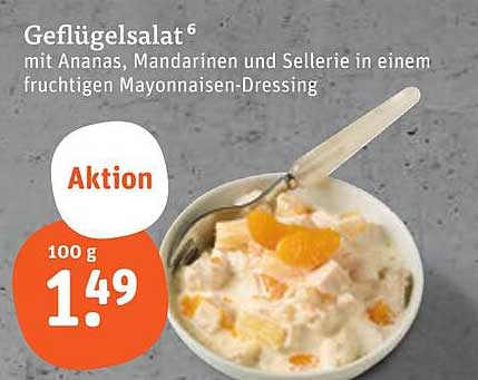 Geflügelsalat mit Ananas, Mandarinen und Sellerie in einem fruchtigen Mayonnaise-Dressing