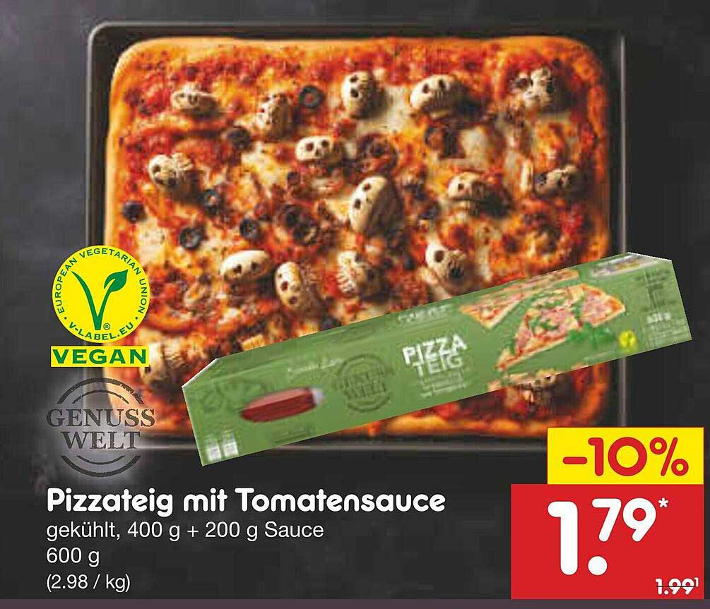 Pizzateig mit Tomatensauce