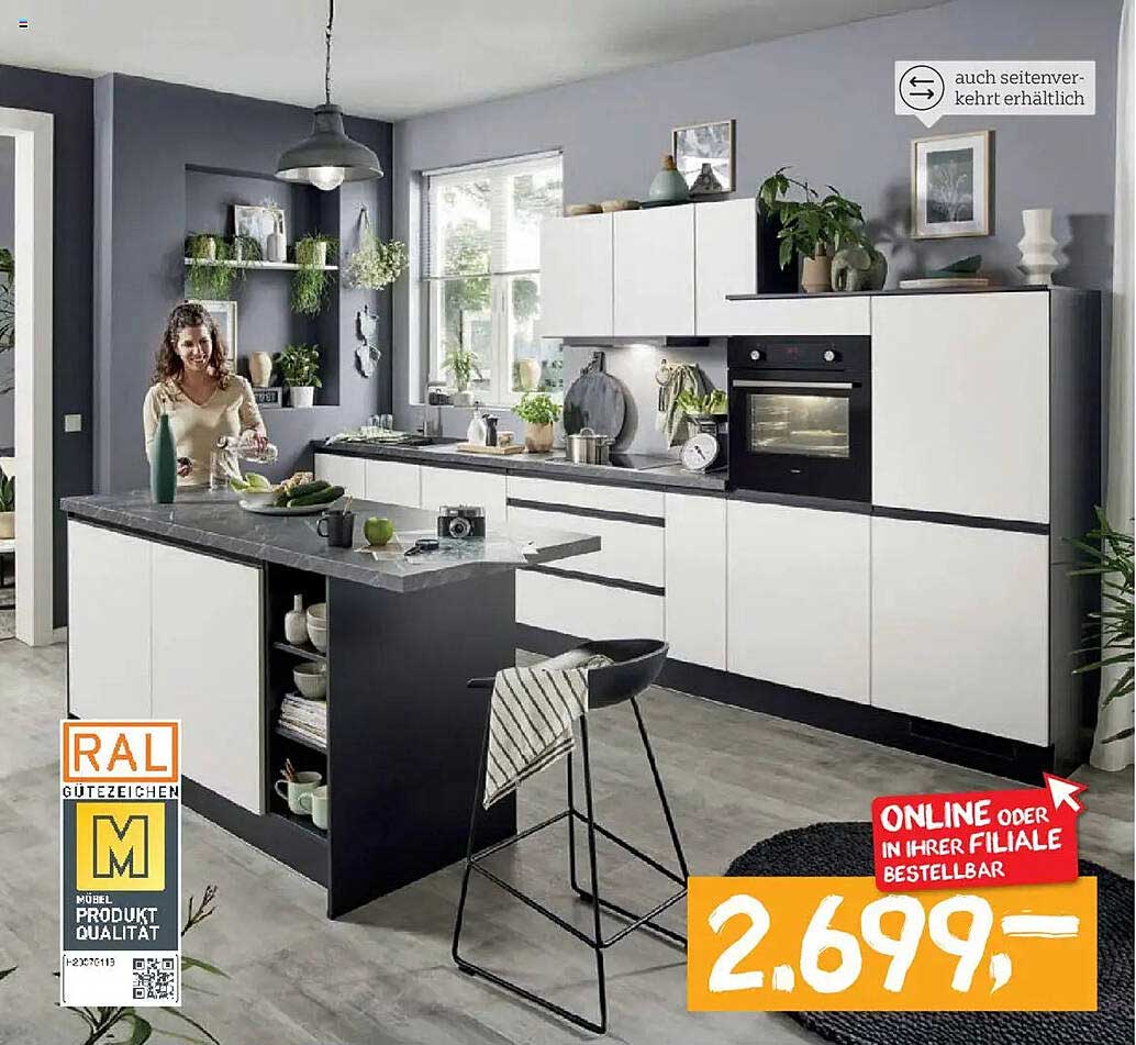 Moderne Küche mit Kücheninsel und modernen Akzenten