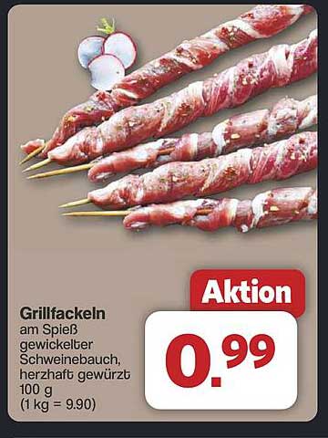 Grillfackeln am Spieß, gewickelter Schweinebauch, herzhaft gewürzt
