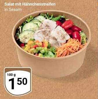 Salat mit Hähnchenstreifen in Sesam