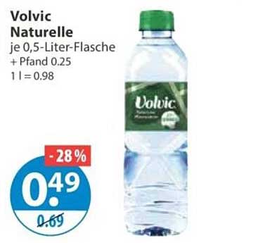 Volvic Naturelle je 0,5-Liter-Flasche + Pfand 0.25 1 l = 0.98