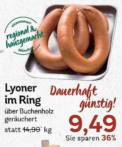 Lyoner im Ring über Buchenholz geräuchert