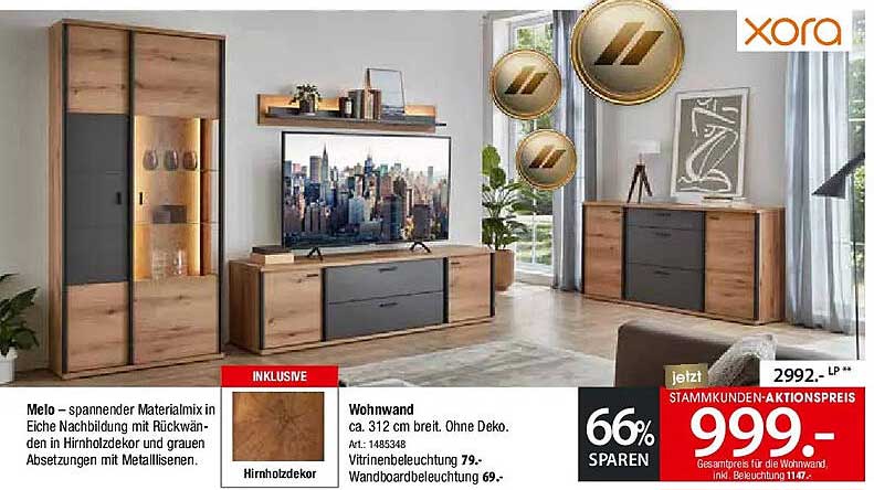 Melo – spannender Materialmix in Eiche Nachbildung mit Rückwänden in Hirnholzdekor und grauen Absetzungen mit Metallsienen.
