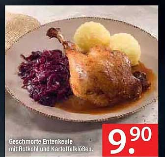 Geschmorte Entenkeule mit Rotkohl und Kartoffelklößen