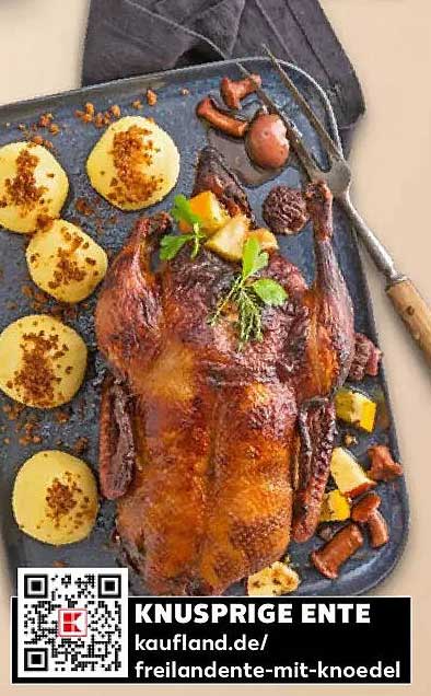 Knusprige Ente mit Knödeln und Soße