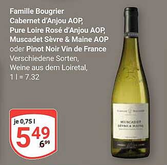 Famille Bougrier Cabernet d’Anjou AOP, Pure Loire Rosé d’Anjou AOP, Muscadet Sèvre & Maine AOP oder Pinot Noir Vin de France Verschiedene Sorten, Weine aus dem Loiretal, 1 l = 7.32