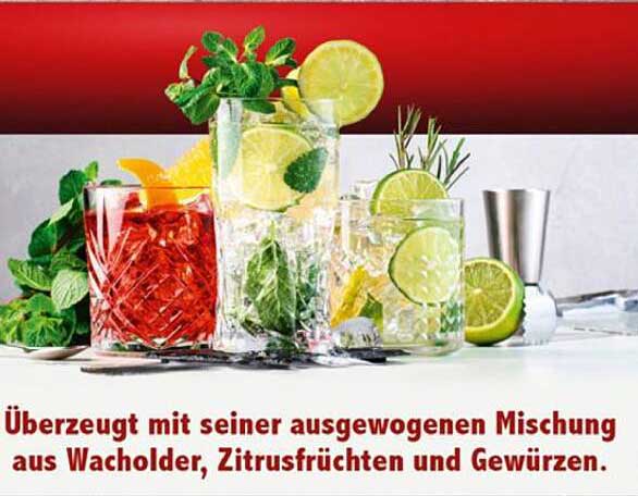 Getränk mit Wacholder und Zitrusfrüchten