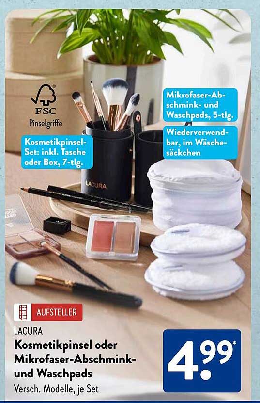 Kosmetikpinsel oder Mikrofaser-Abschmink- und Waschpads