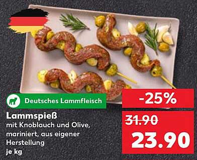 Lammmspieß mit Knoblauch und Olive, mariniert, aus eigener Herstellung