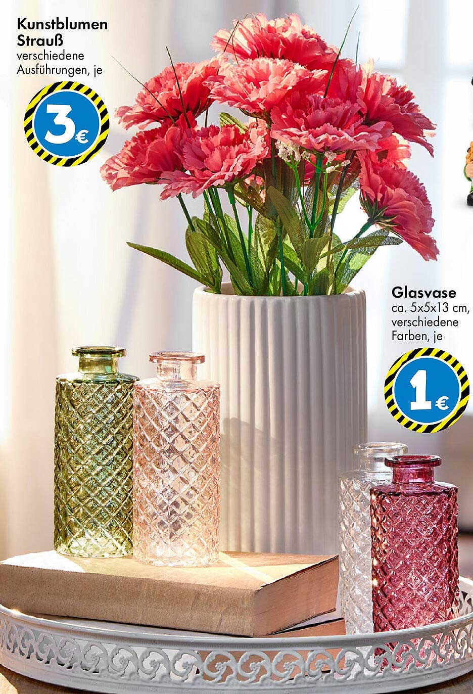 Kunstblumenstrauß in verschiedenen Ausführungen für 3 €