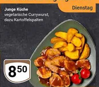 Junge Küche: Vegetarische Currywurst mit Kartoffelspalten