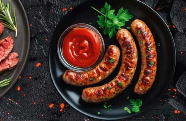 Grillwürste mit Dip – perfektes Grillvergnügen!