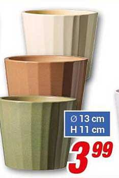 Blumentopf mit einem Durchmesser von 13 cm und einer Höhe von 11 cm