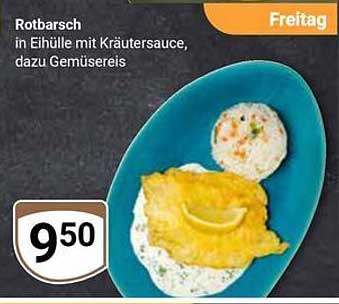 Rotbarsch in Eihülle mit Kräutersauce, dazu Gemüsereis