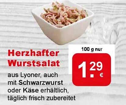 Herzhafter Wurstsalat aus Lyoner, auch mit Schwarz- oder Käse erhältlich